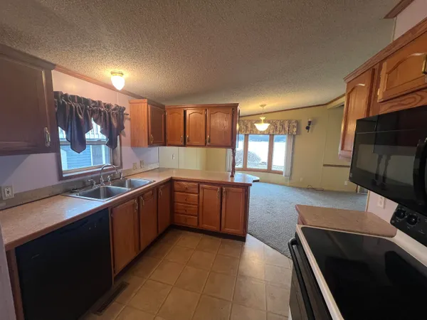 $305,000 | 12515 Rosemary Avenue, Grant, MI 49327