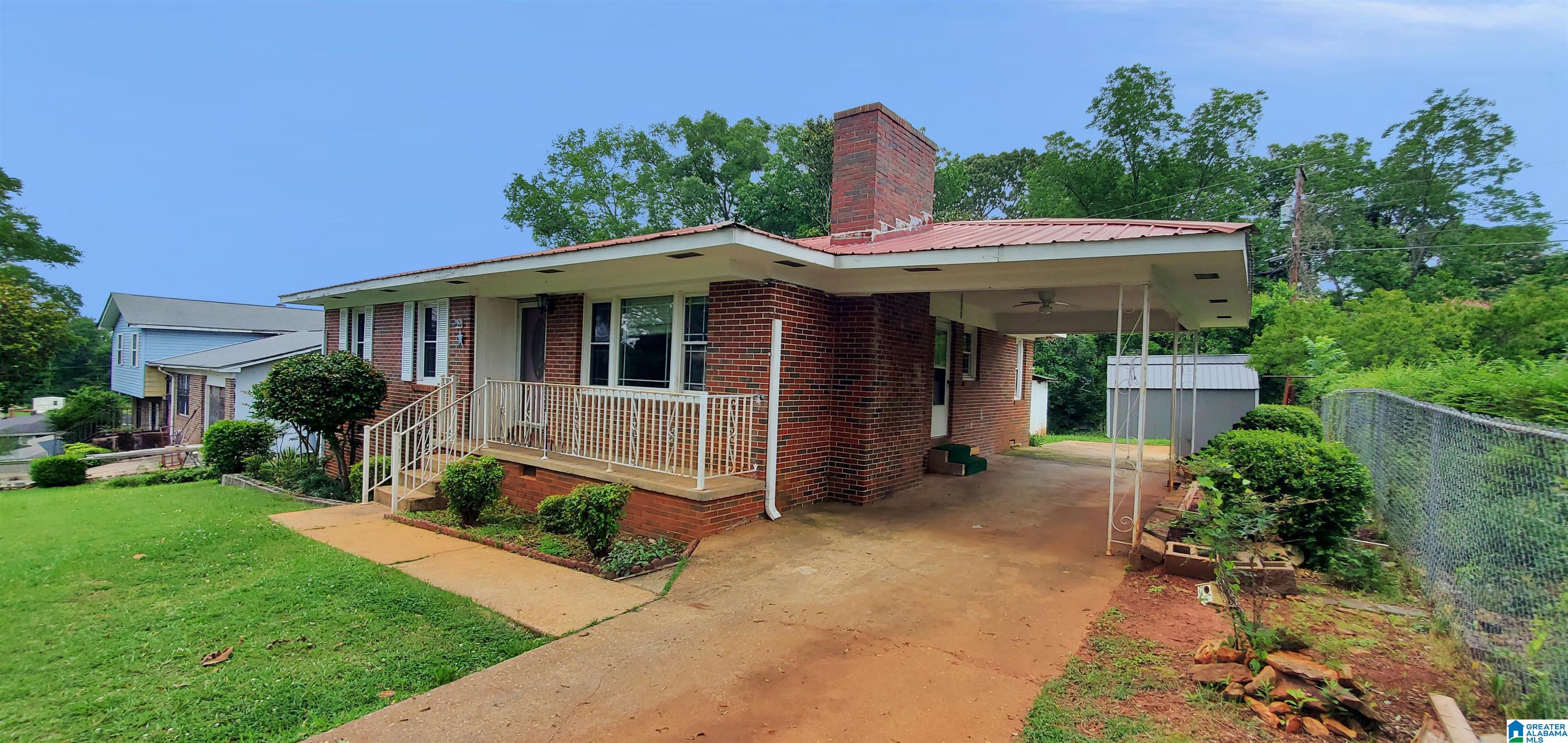 1121 Cook Drive Sylacauga, AL 35150 - Photo 2 of 13