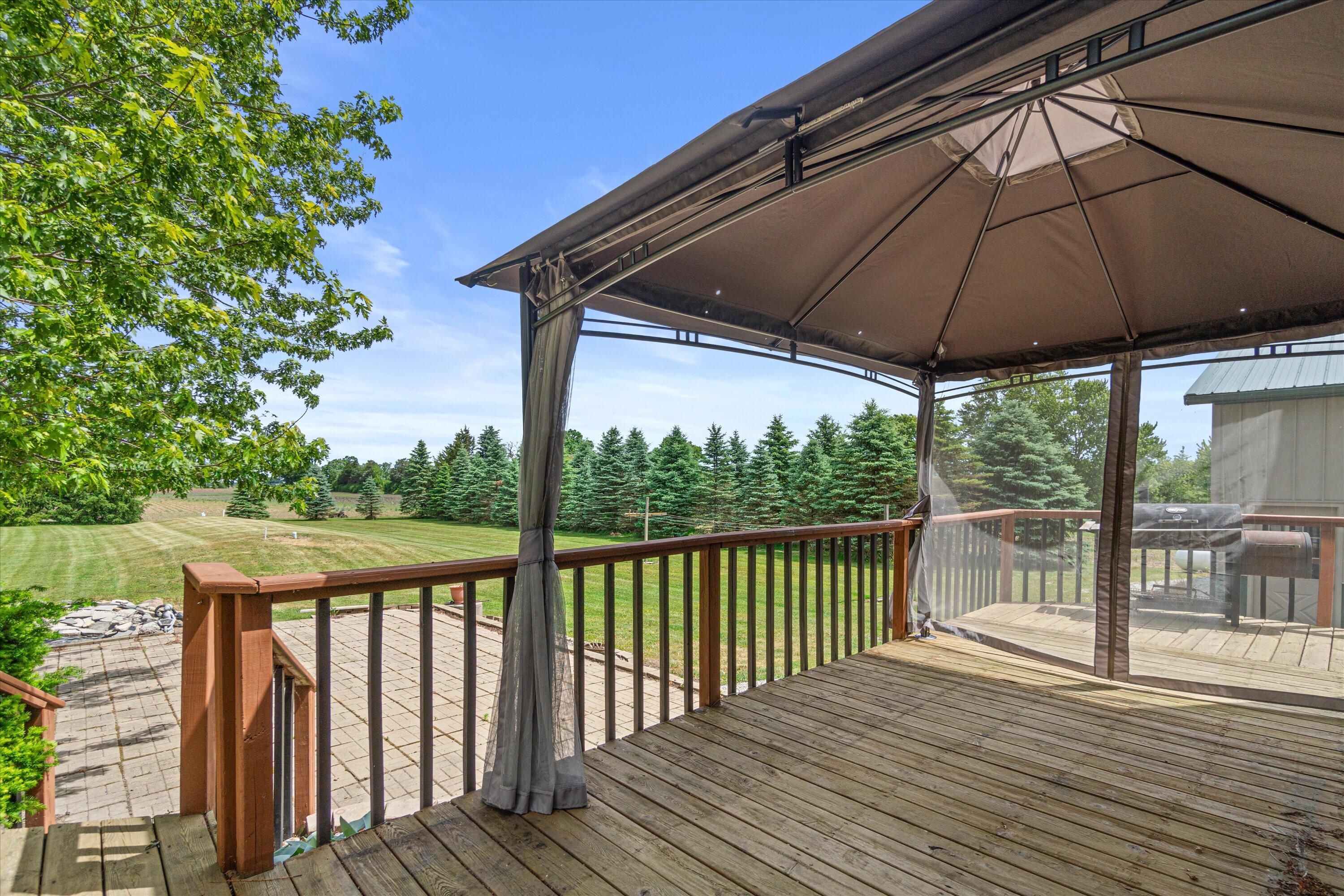 22302 Church Road Dover, WI 53139 - Photo 53 of 80 Deck