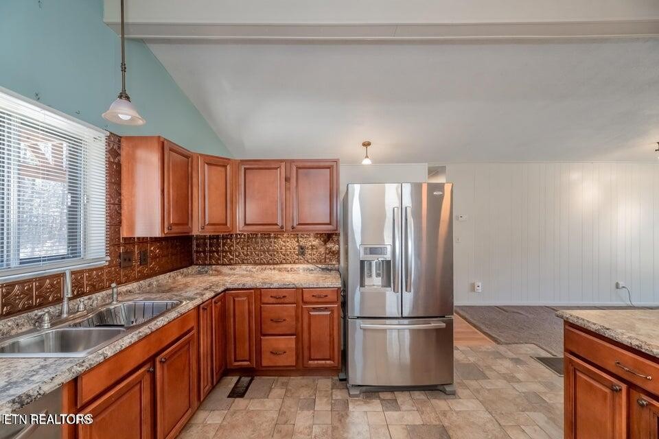 112 Victoria Road Kingston, TN 37763 - Photo 9 of 56 Gallery Image 9
