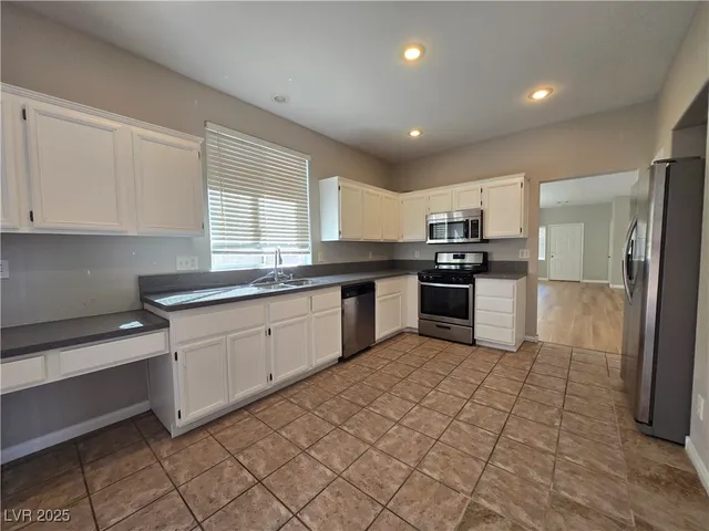 $2,120 | 10966 Sutter Hills Avenue, Las Vegas, NV 89144