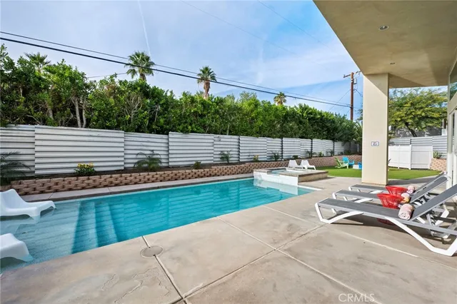 $1,499,000 | 2461 North Junipero Avenue, Palm Springs, CA 92262