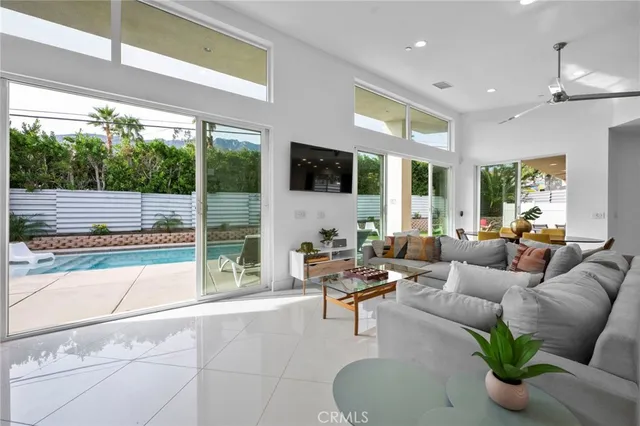 $1,499,000 | 2461 North Junipero Avenue, Palm Springs, CA 92262