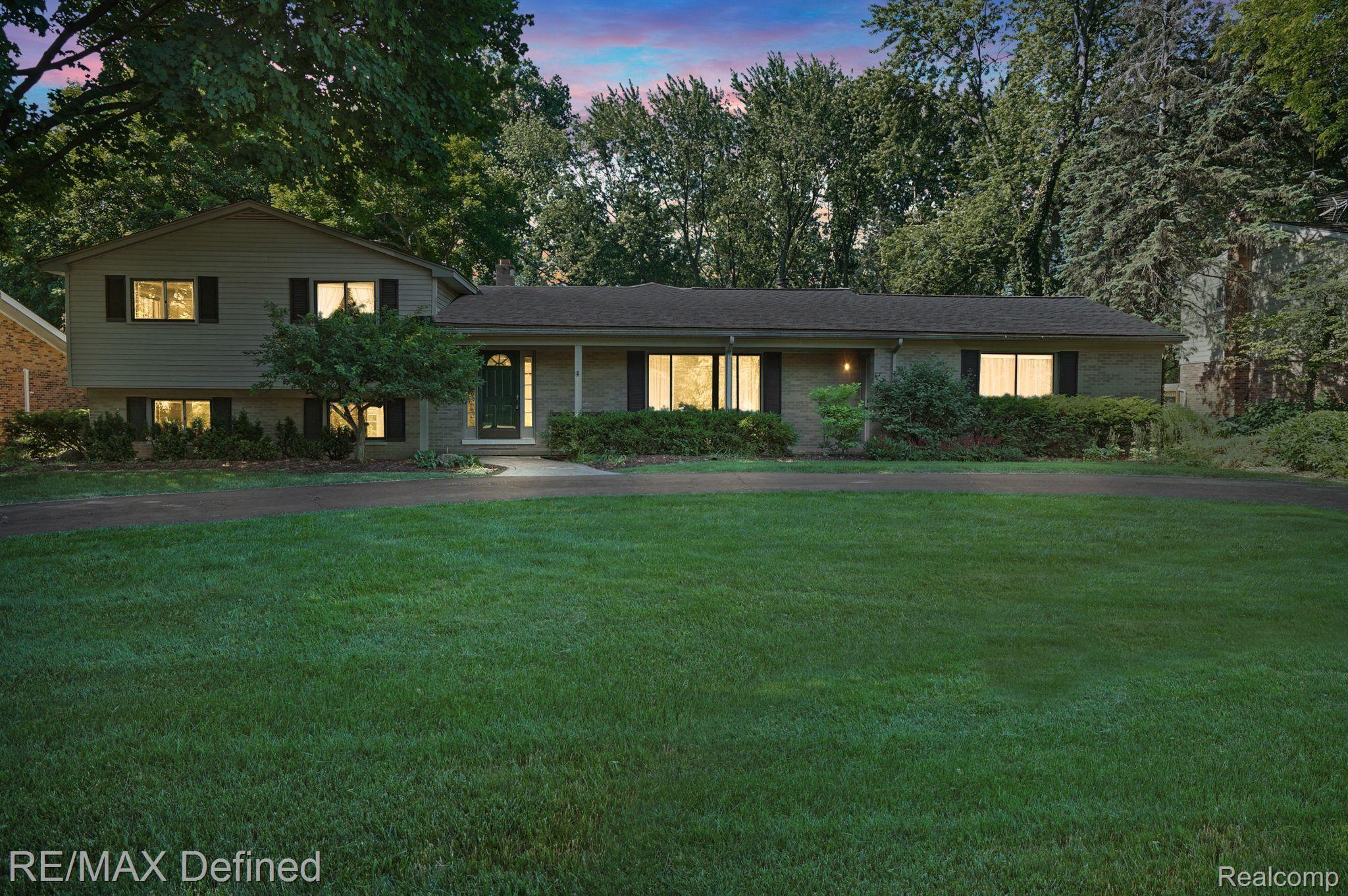 2801 West Wattles Road Troy, MI 48098 - Photo 1 of 37 Gallery Image 1
