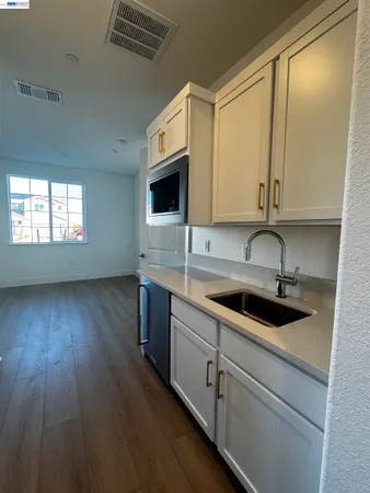 $1,800 | 1967 South Lazuli Street, Mountain House, CA 95391