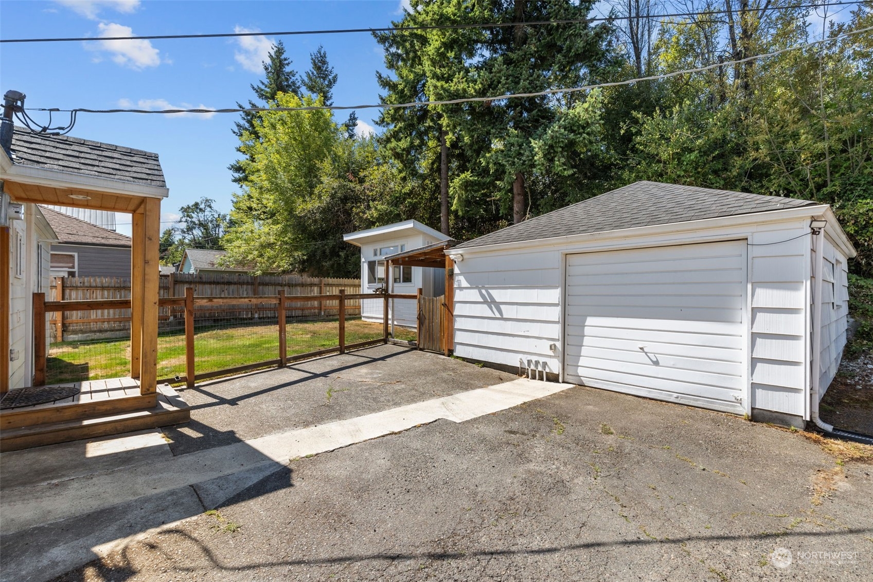 7911 18th Avenue Southwest Seattle, WA 98106 - Photo 27 of 32 a view of a house with a street