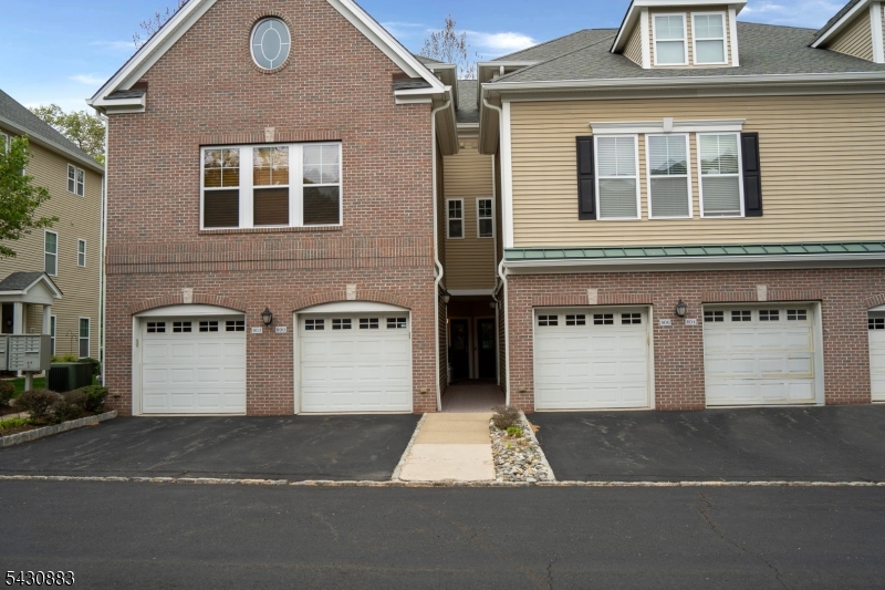 804 River Place Butler, NJ 07405 - Photo 2 of 32