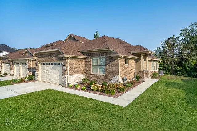 $565,900 | 11174 Tuscany Lane, Lemont, IL 60439