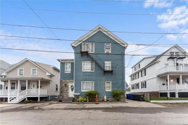 $599,900 | 384 Juniper Street, East Providence, RI 02914