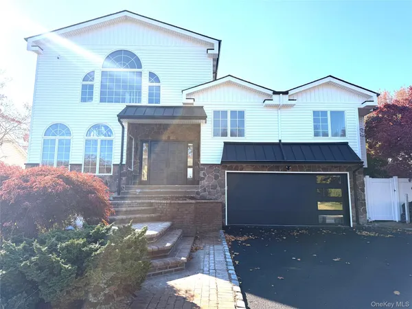 $1,939,000 | 65 Mellow Lane, Jericho, NY 11753