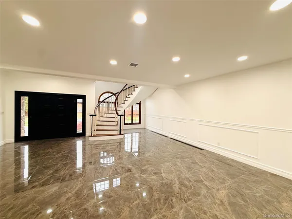 $1,939,000 | 65 Mellow Lane, Jericho, NY 11753