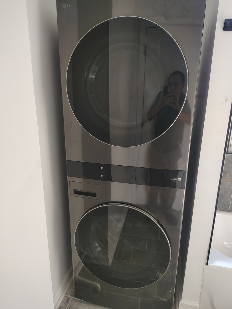 5740 South Elizabeth Street Chicago, IL 60636 - Photo 11 of 45 a utility room with water heater