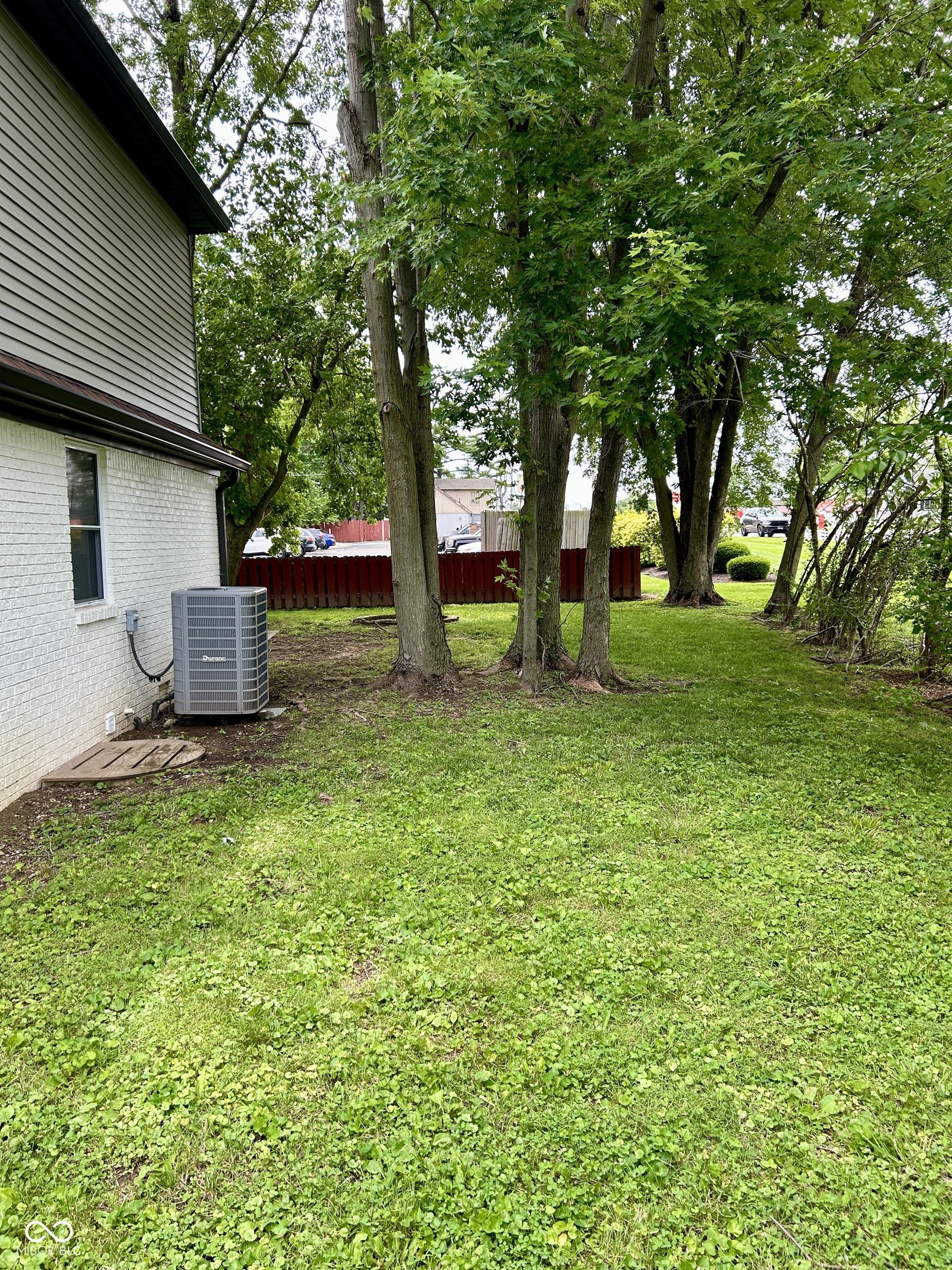 1286 Stonegate Road Greenwood, IN 46142 - Photo 25 of 27