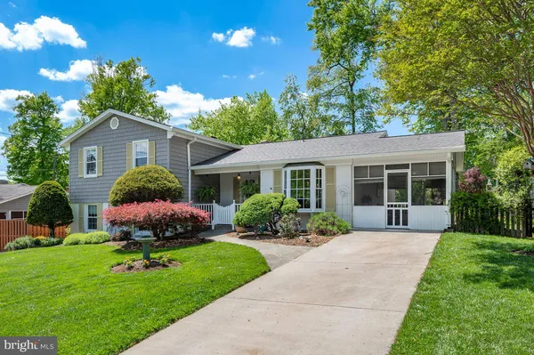 $750,000 | 14408 Pecan Drive, Rockville, MD 20853