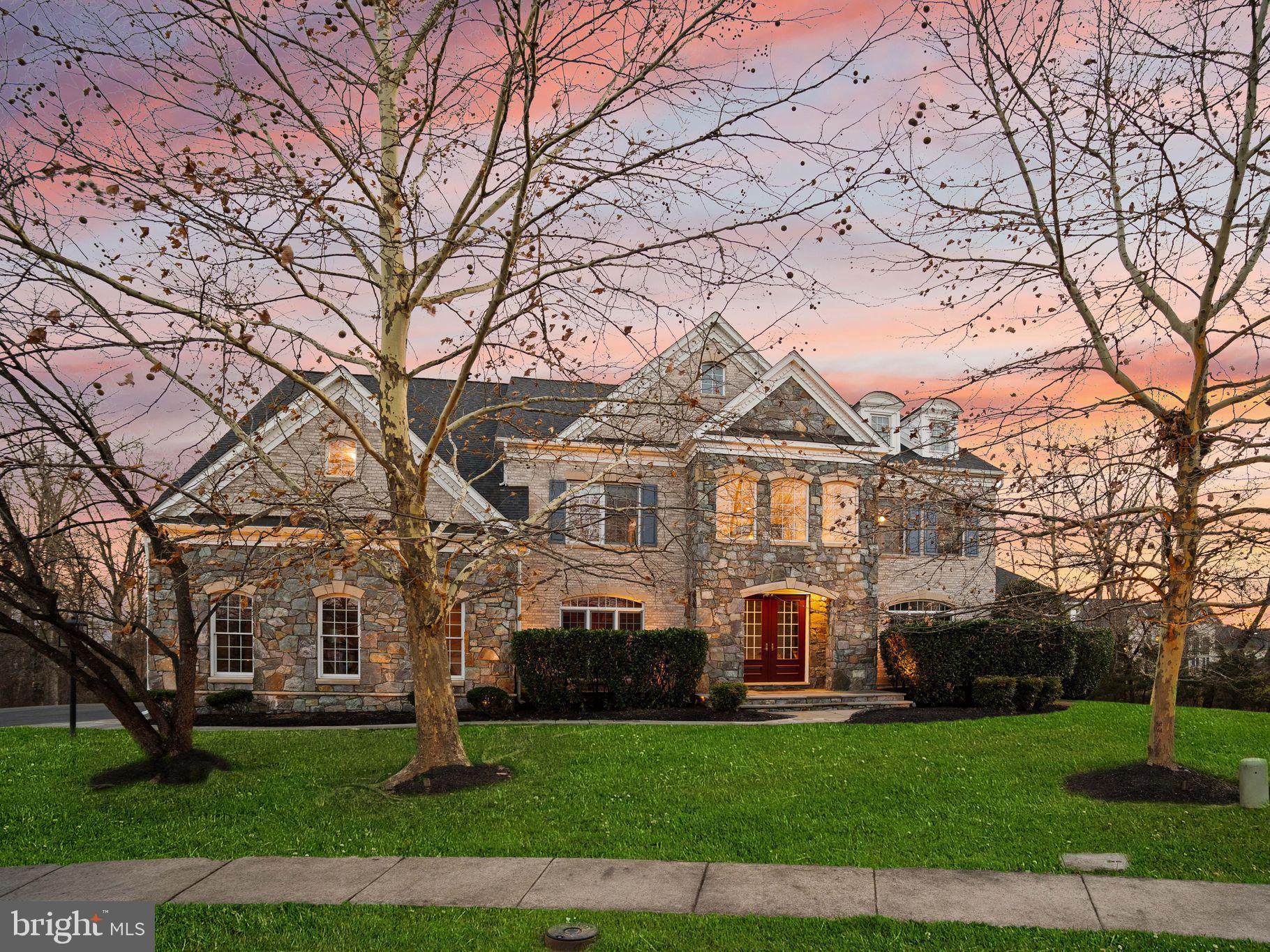 25729 Summerbank Court Chantilly, VA 20152 - Photo 1 of 60