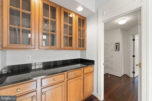 $1,650,000 | 25729 Summerbank Court, Chantilly, VA 20152