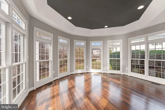 $1,650,000 | 25729 Summerbank Court, Chantilly, VA 20152