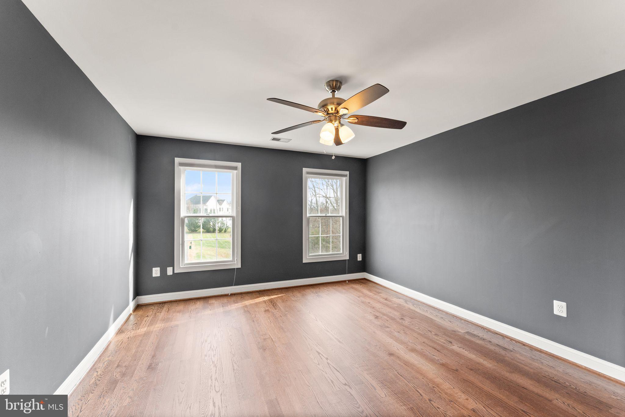 25729 Summerbank Court Chantilly, VA 20152 - Photo 37 of 60