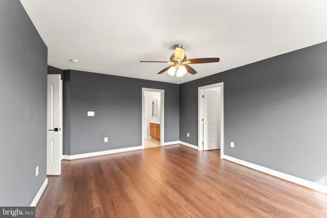 $1,650,000 | 25729 Summerbank Court, Chantilly, VA 20152