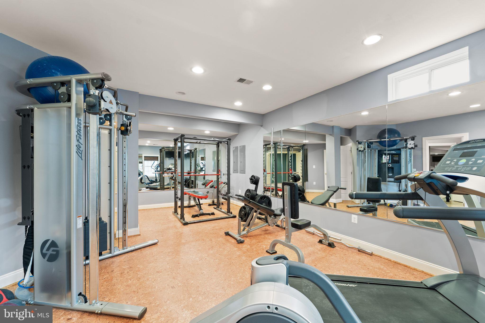 25729 Summerbank Court Chantilly, VA 20152 - Photo 48 of 60