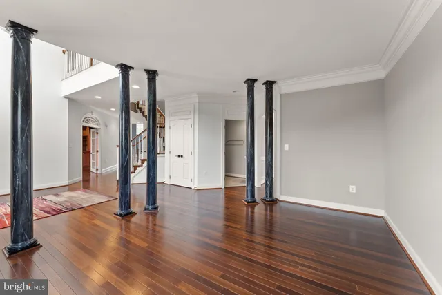 $1,650,000 | 25729 Summerbank Court, Chantilly, VA 20152