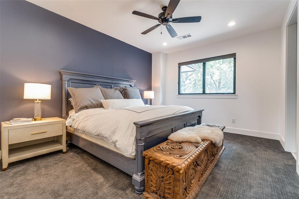 7229 Haverford Road Dallas, TX 75214 - Photo 27 of 31 Guest Bedroom