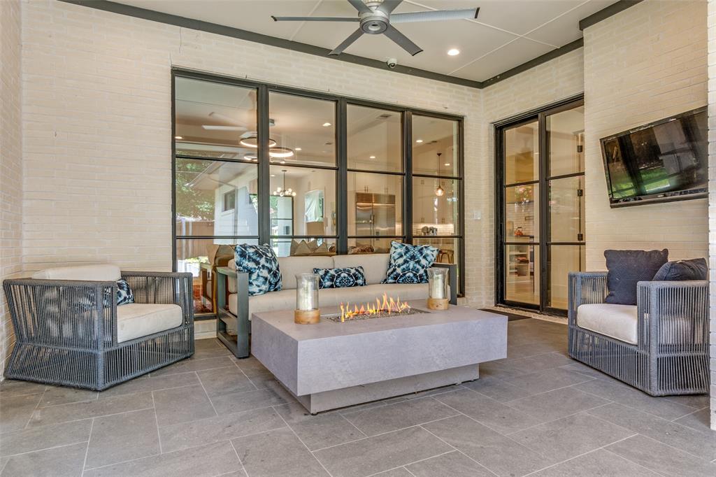 7229 Haverford Road Dallas, TX 75214 - Photo 29 of 31 Outside Patio with Fan