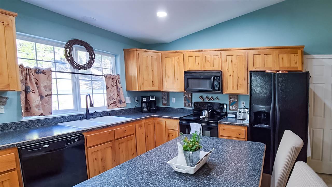 5107 Muskrat Road Weed, CA 96094 - Photo 8 of 19 Gallery Image 8