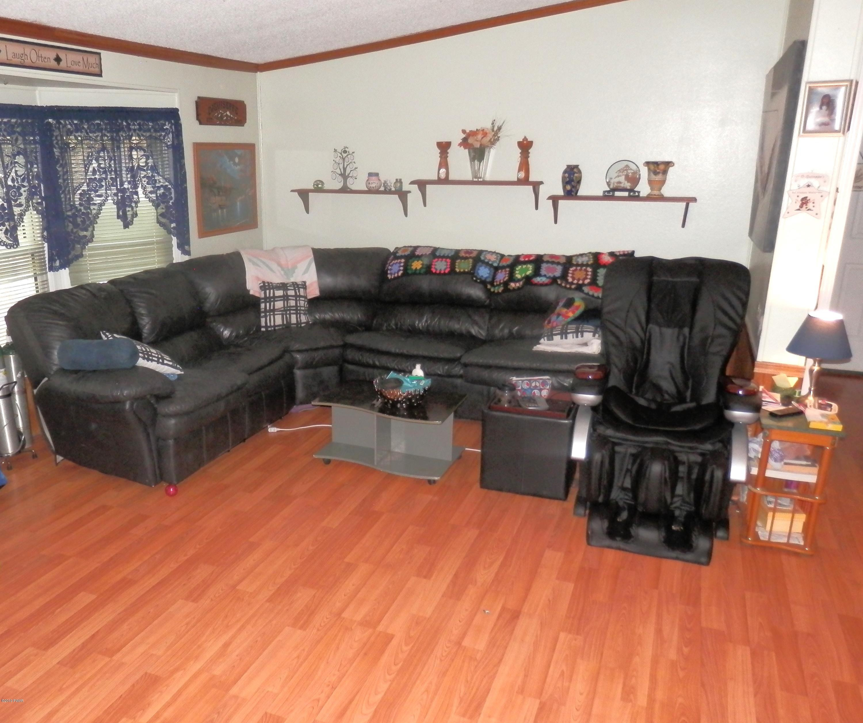 135 Prompton Road Honesdale, PA 18431 - Photo 15 of 37 LIVING ROOM