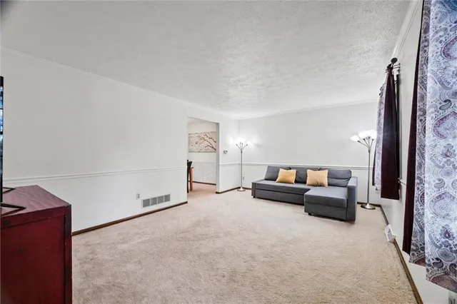 $285,000 | 217 Sycamore Ridge Drive, Springdale, PA 15144