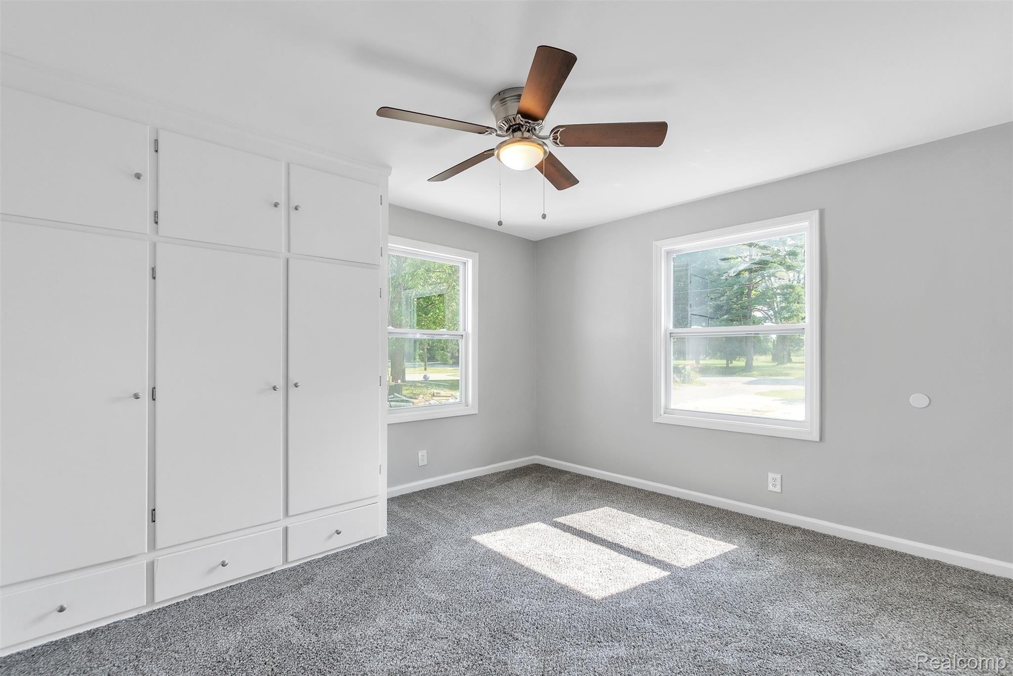 2467 Covert Road Burton, MI 48509 - Photo 15 of 27 16-2467 Covert Rd-windowstill-reale.jpg