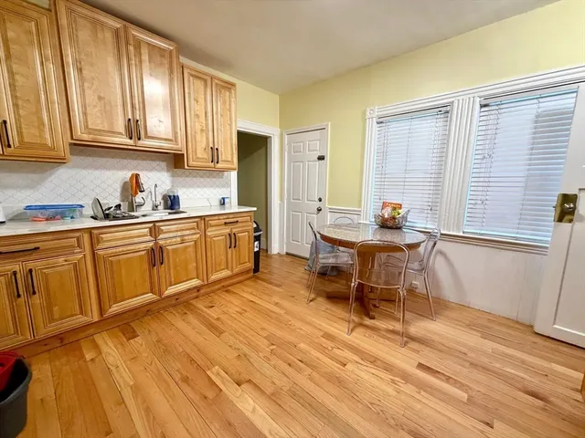 $2,500 | 117 Draper Street, Unit 1, Boston, MA 02122