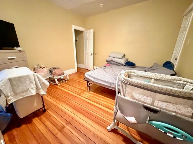 $2,500 | 117 Draper Street, Unit 1, Boston, MA 02122