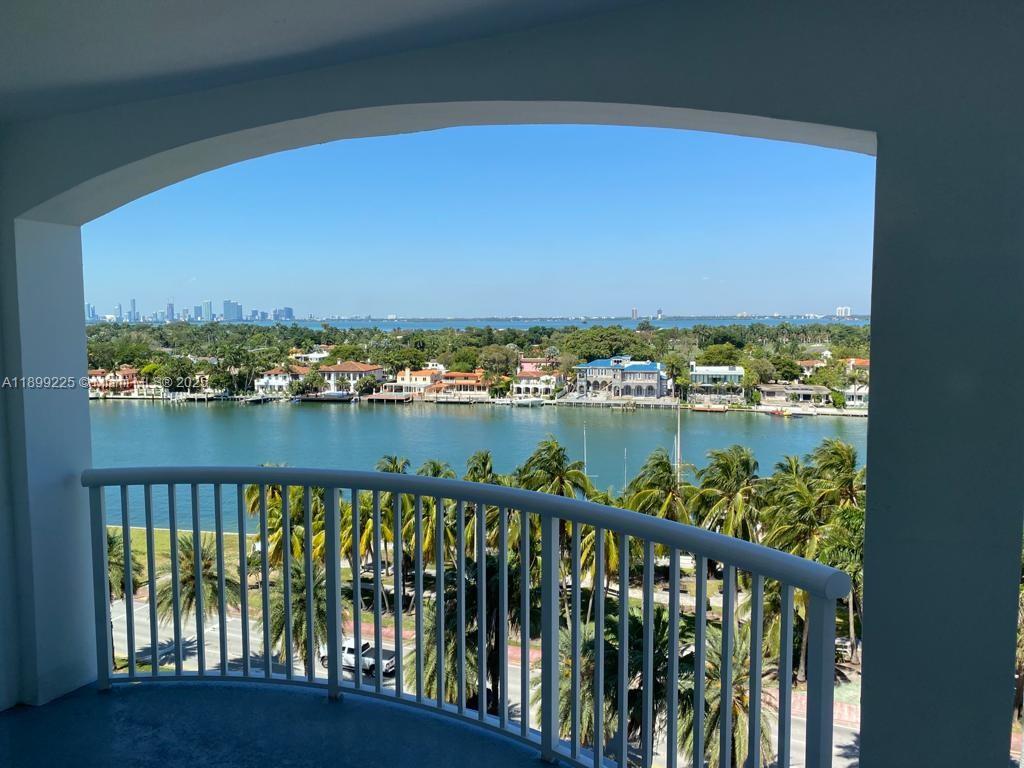 5401 Collins Avenue, Unit 729 Miami Beach, FL 33140 - Photo 24 of 30