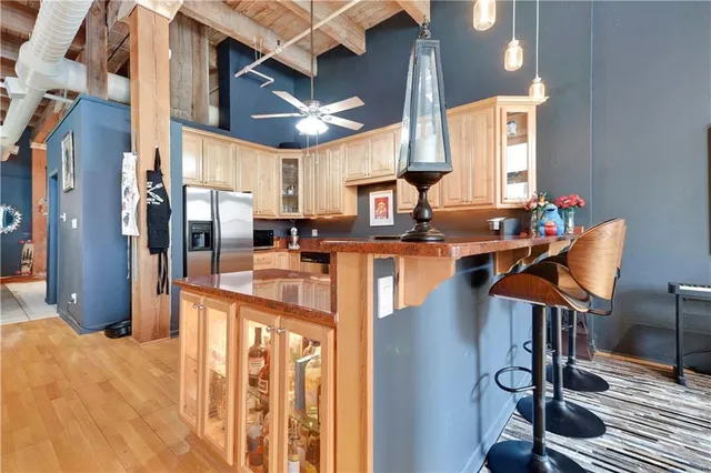 $329,000 | 306 West 7th Street, Unit 204, Kansas City, MO 64105