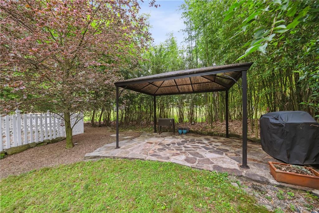 122 Klir Road Pittsburgh, PA 15209 - Photo 29 of 31 a view of a backyard with a patio