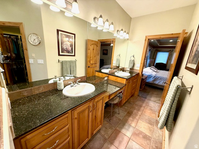 596 East 4190th Street North, Unit 5 Provo, UT 84604 - Photo 18 of 38 Primary bathroom