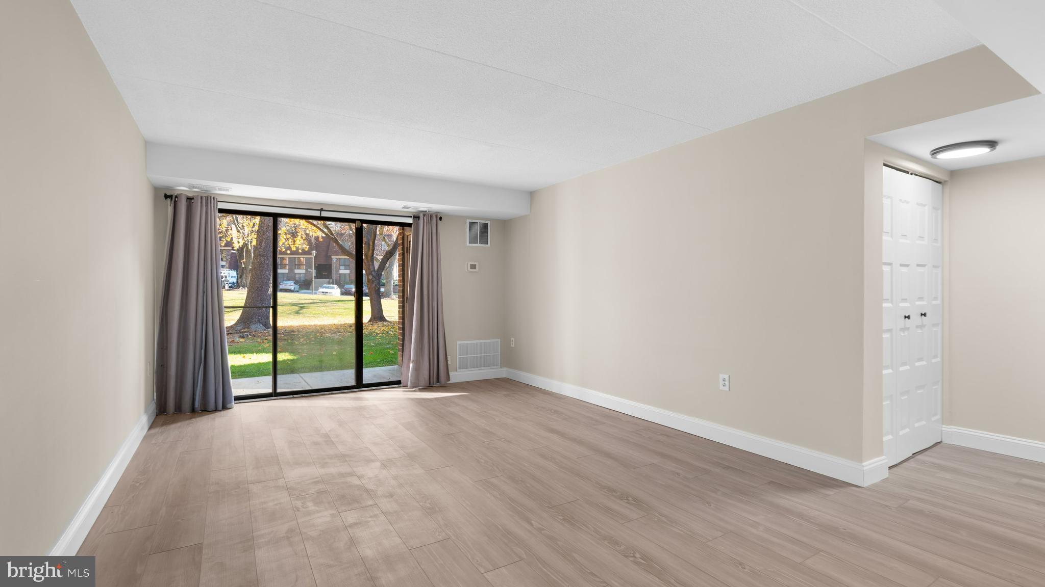 5244 West Running Brook Road, Unit 101 Columbia, MD 21044 - Photo 5 of 30