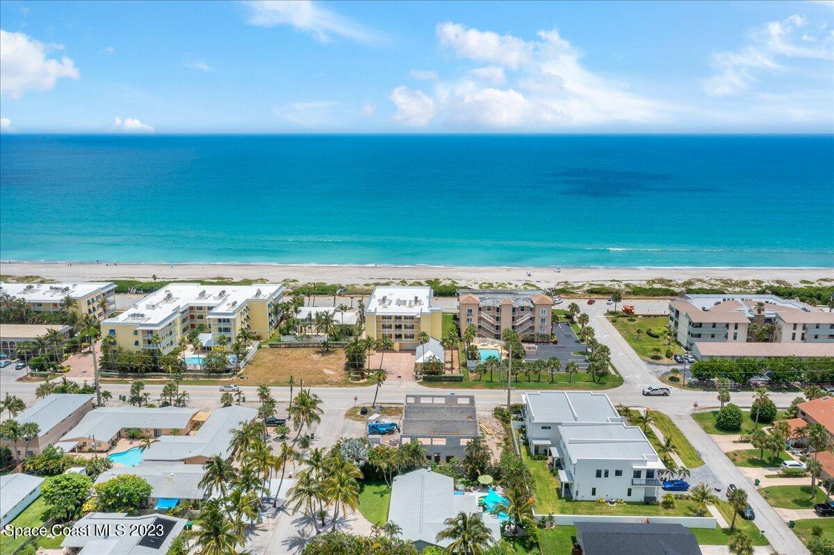 101 10th Avenue Indialantic, FL 32903 - Photo 4 of 16 a view of a city