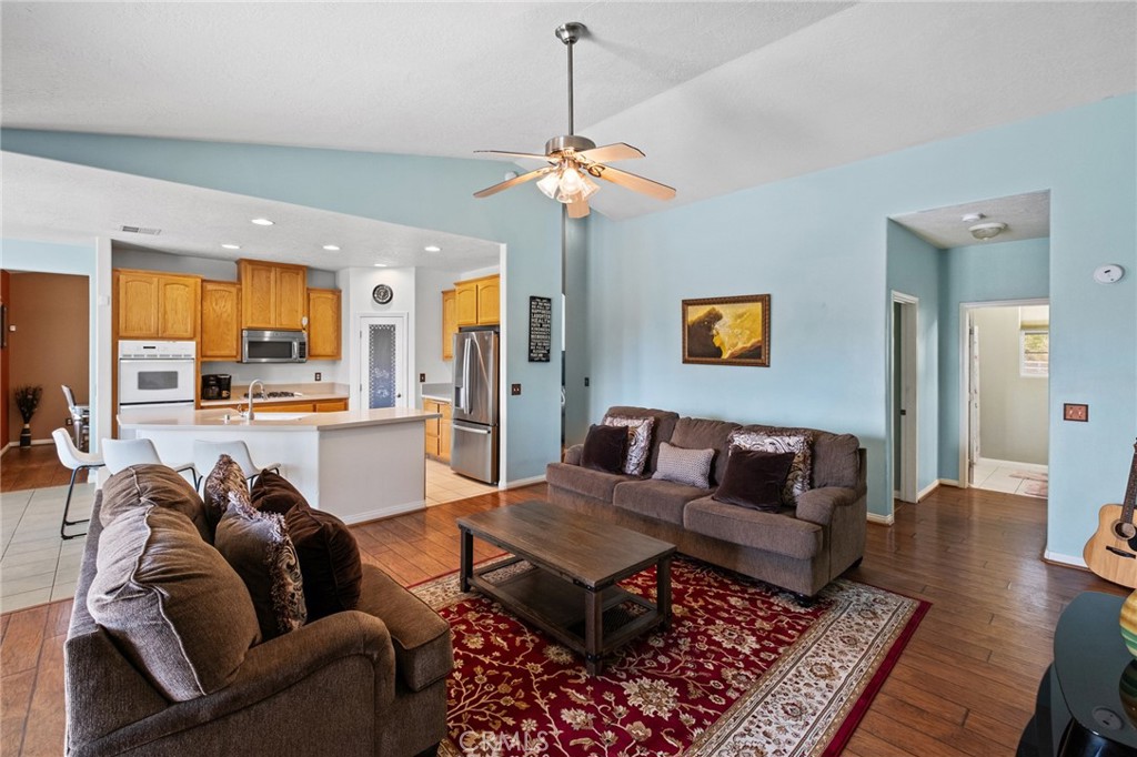 17112 Century Plant Road Apple Valley, CA 92307 - Photo 25 of 30