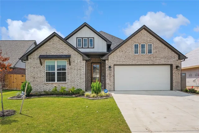 $460,000 | 3032 Teller Drive, Bryan, TX 77808