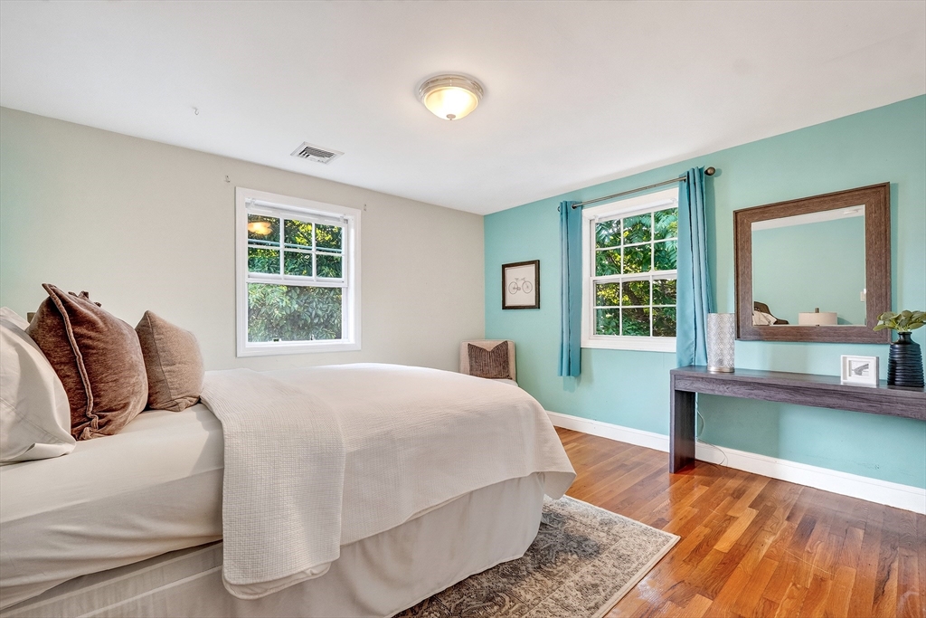 46 Windsor Road Stoneham, MA 02180 - Photo 21 of 42