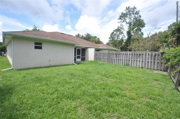 $1,650 | 69 Rose Drive, Unit B, Palm Coast, FL 32164
