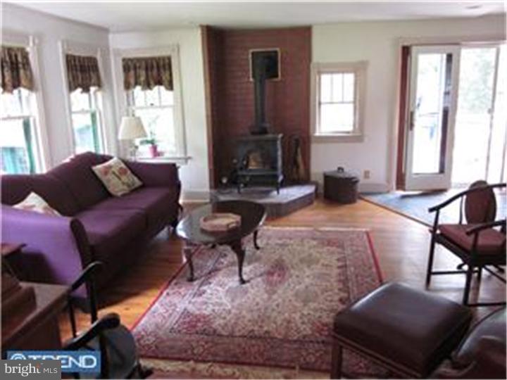 171 Bortondale Road Media, PA 19063 - Photo 3 of 25 Gallery Image 3