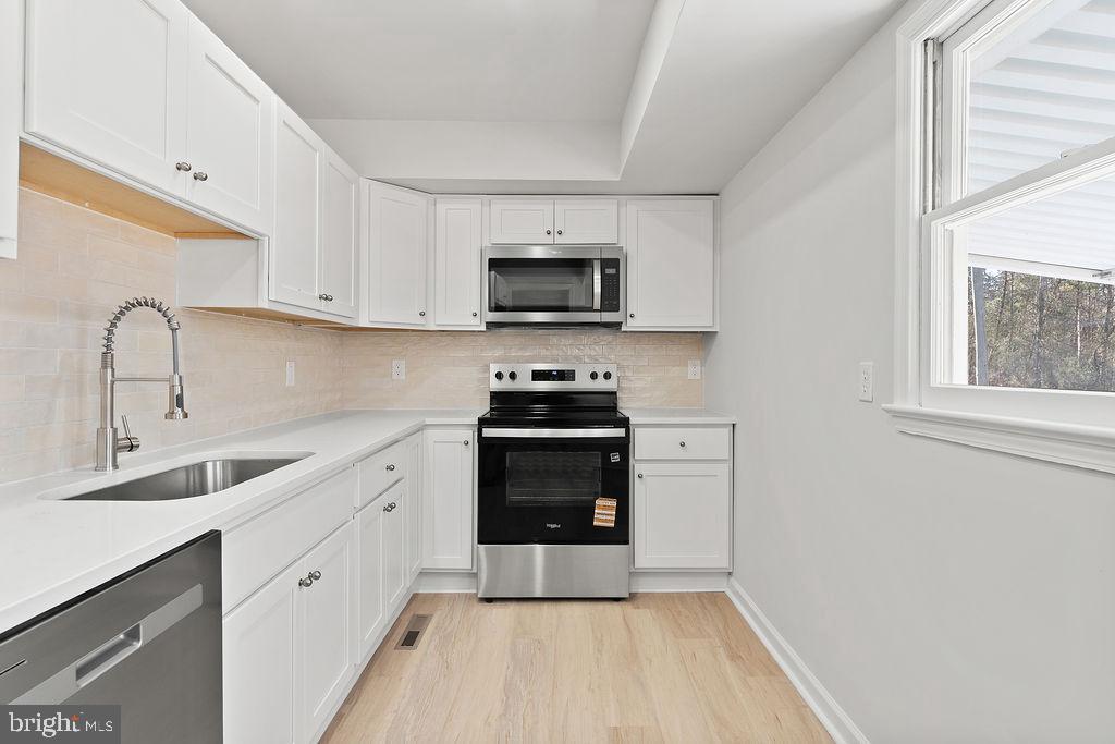 8140 Courthouse Road Spotsylvania, VA 22551 - Photo 9 of 38