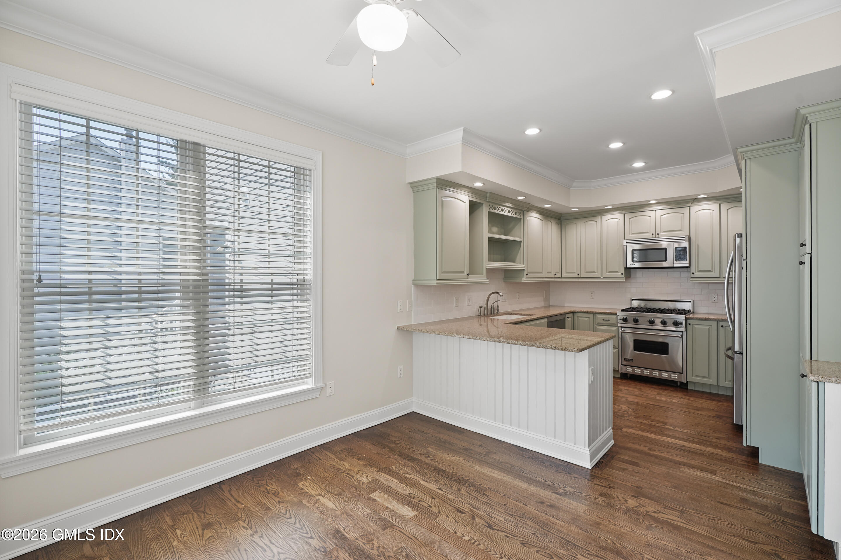 25 Decatur Street, Unit B Cos Cob, CT 06807 - Photo 12 of 39 DSC02993_1