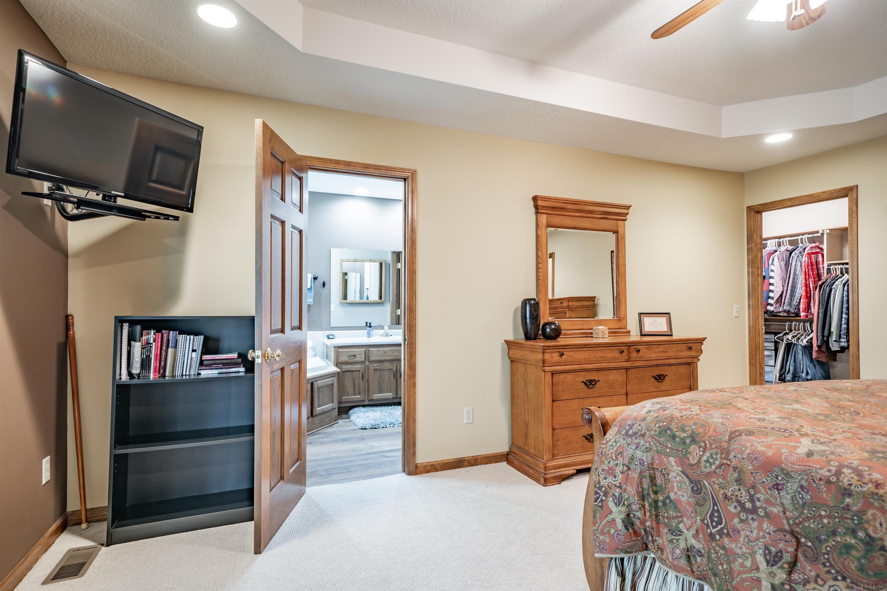 2131 York Ridge Place Fort Wayne, IN 46818 - Photo 20 of 36