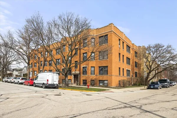 $160,000 | 846 Wesley Avenue, Unit G, Oak Park, IL 60304