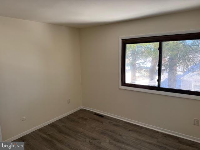 11 Robertson Road East Windsor, NJ 08520 - Photo 13 of 22 Bedroom # 3