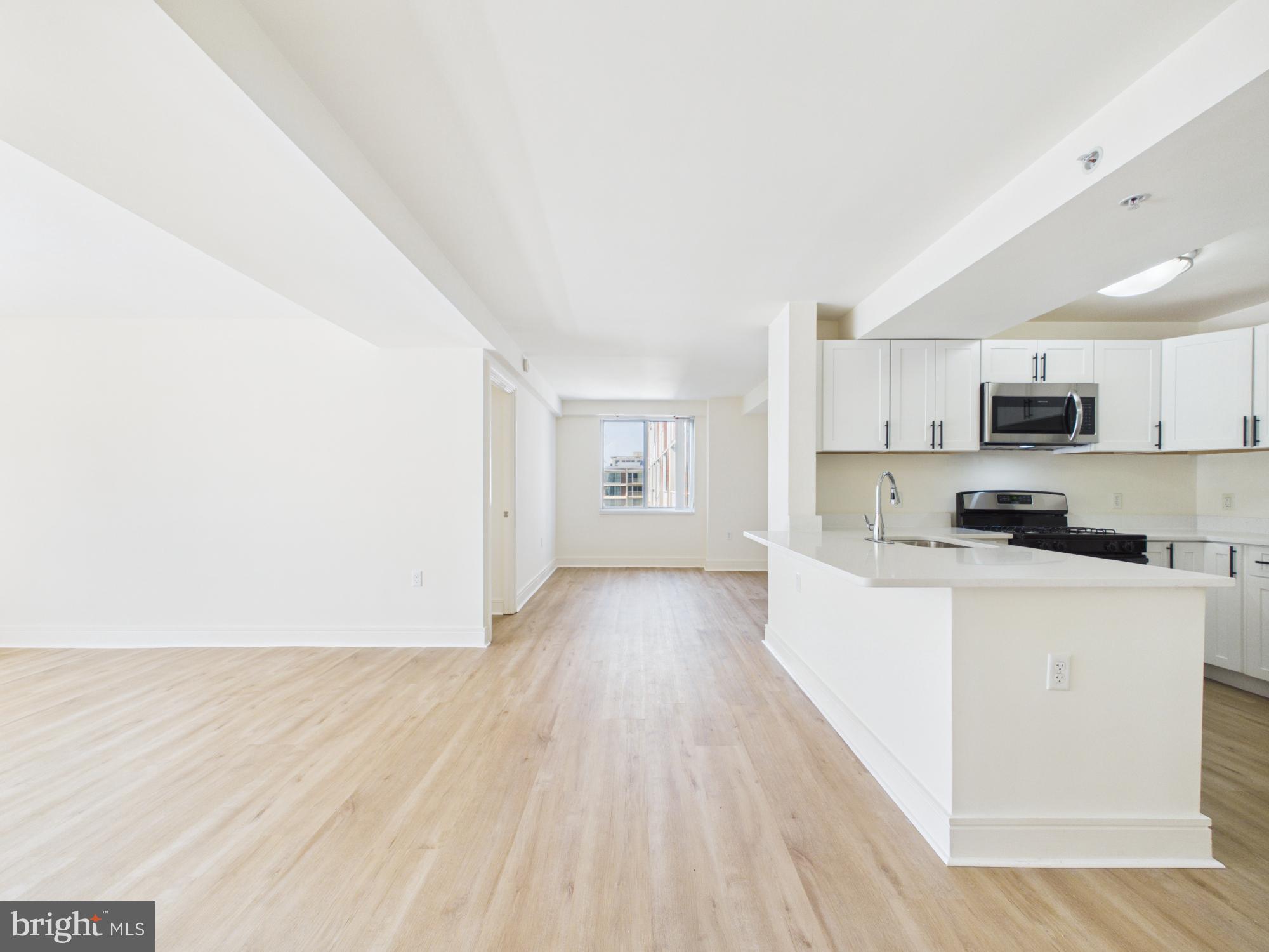 800 4th Street Southwest, Unit N701 Washington, DC 20024 - Photo 16 of 47